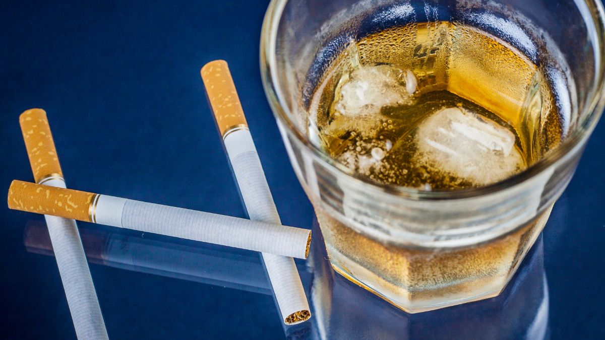 How to quit smoking and drinking