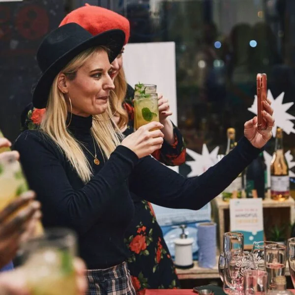 Book a Private Alcohol-Free Cocktail Masterclass for you and your friends